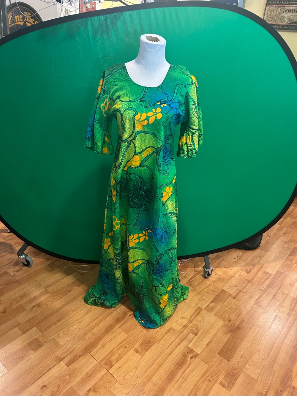 Green Floral Maxi Dress with Flutter Sleeves